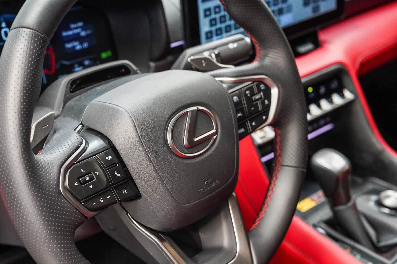 Used 2026 Lexus IS 350 F Sport w/ Technology Package RWD image 21