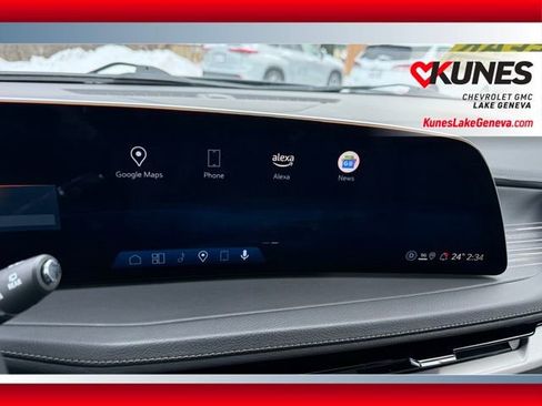 Used 2025 Cadillac XT4 Premium Luxury image 34