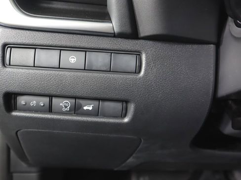 New 2026 Nissan Rogue SV w/ Cold Weather Package AWD/4WD image 18