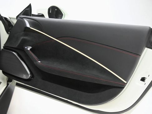 Used 2024 Ferrari Roma RWD image 19