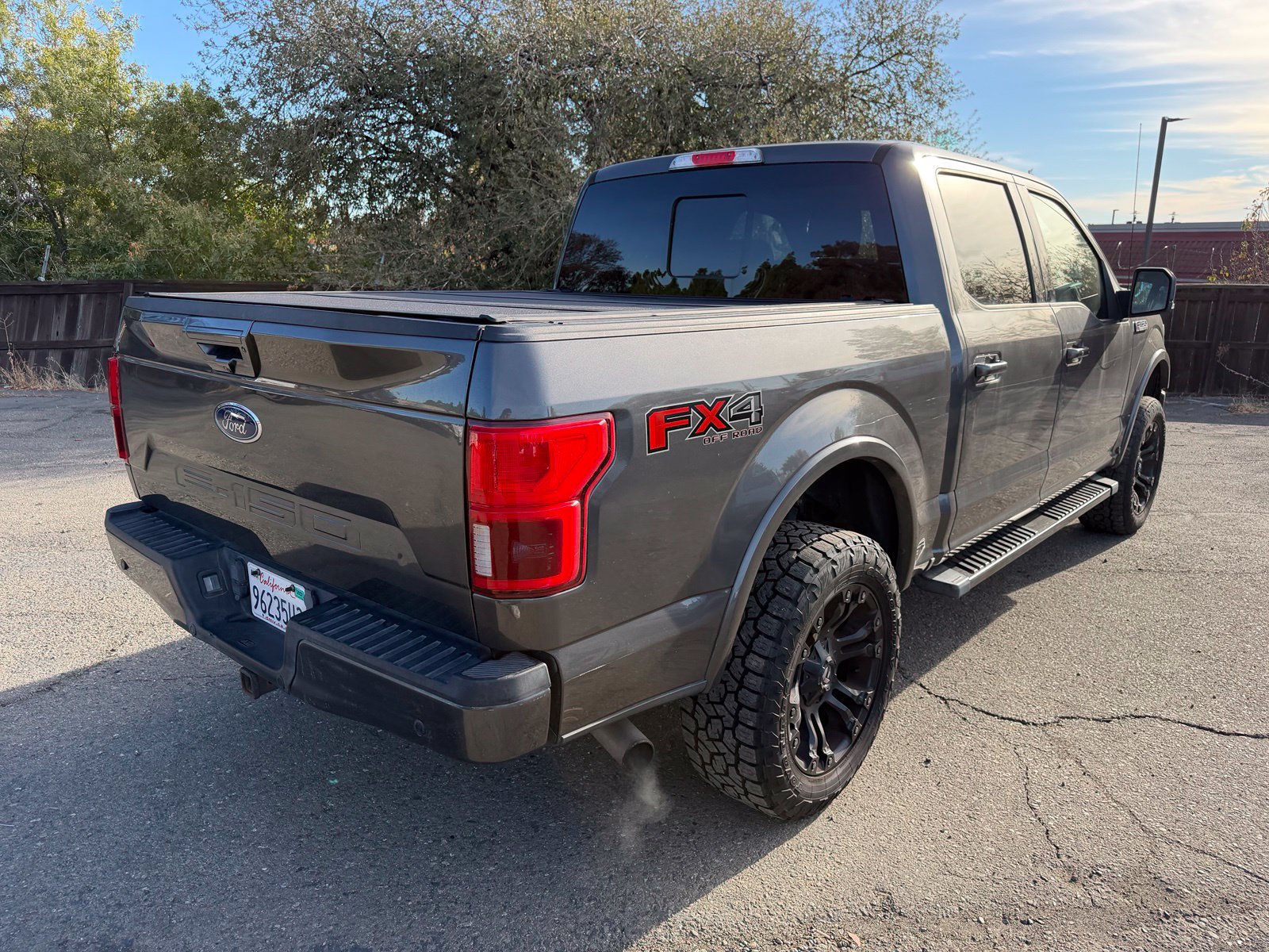 Used 2019 Ford F150 Lariat w/ Equipment Group 502A Luxury AWD/4WD image 5