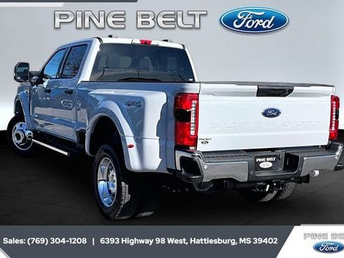 New 2026 Ford F450 XLT w/ 360-Degree Camera Package image 2