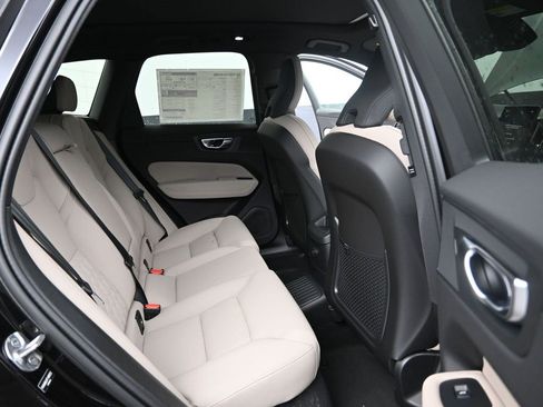 New 2026 Volvo XC60 T8 Core w/ Climate Package image 18