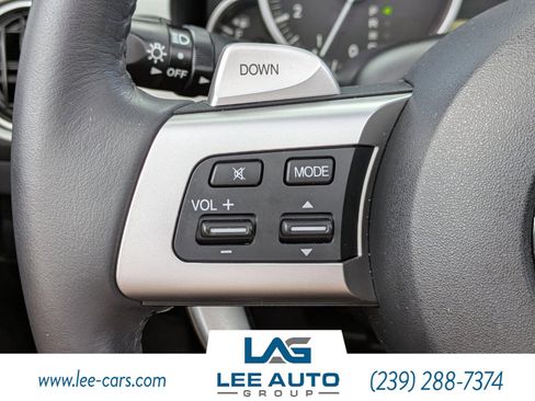 Used 2007 MAZDA MX-5 Miata Touring w/ Appearance Pkg RWD image 21