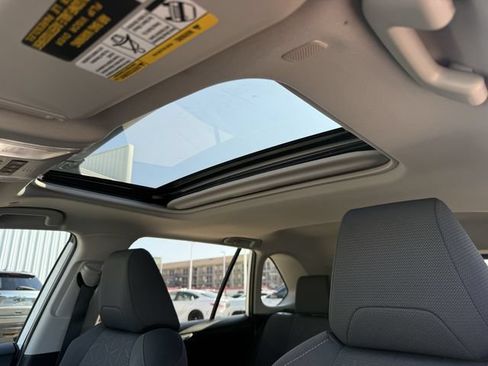 Used 2025 Toyota RAV4 XLE w/ Convenience Package AWD/4WD image 29