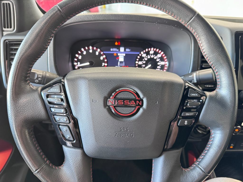 Used 2023 Nissan Frontier PRO-4X w/ Technology Package AWD/4WD image 14