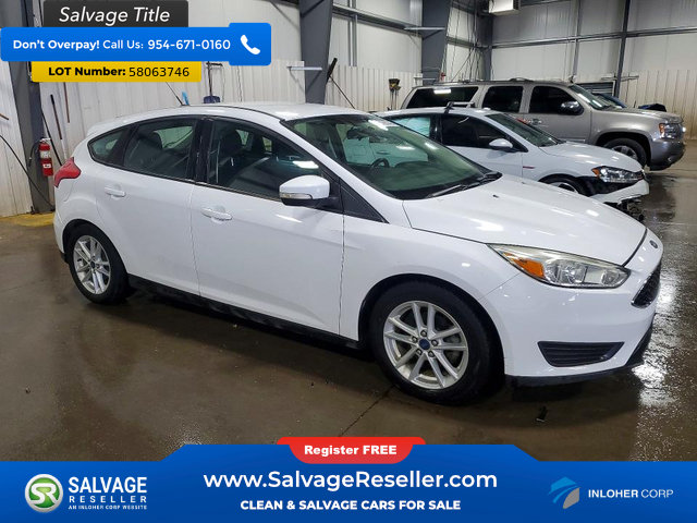 Used 2016 Ford Focus SE w/ SE Cold Weather Package FWD image 5