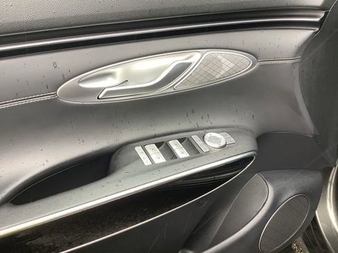 Used 2025 Genesis GV70 2.5T image 10