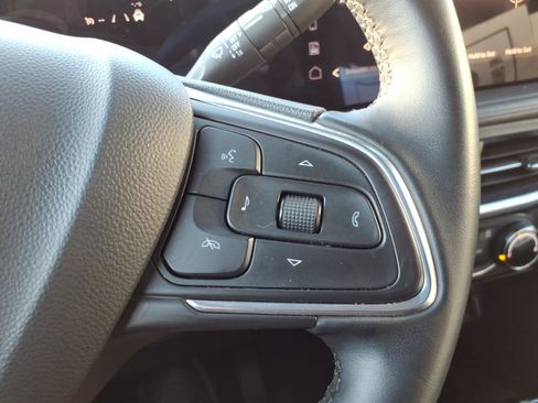 Used 2024 Buick Encore GX Sport Touring image 15