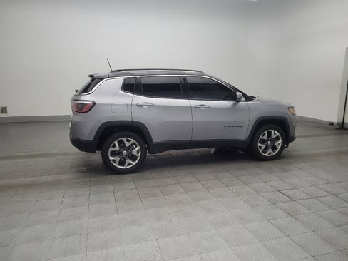 Used 2018 Jeep Compass Limited w/ Navigation Group AWD/4WD image 10