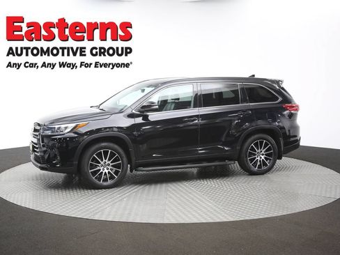 Used 2018 Toyota Highlander SE AWD/4WD image 59