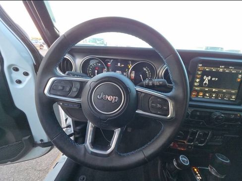 Used 2023 Jeep Wrangler Unlimited Rubicon 4xe AWD/4WD image 4