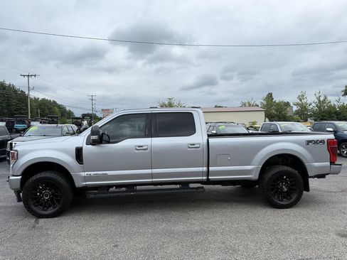 Used 2022 Ford F350 Lariat w/ Black Appearance Package AWD/4WD image 5