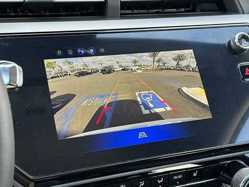 New 2027 Chevrolet Bolt LT w/ Comfort Package image 20