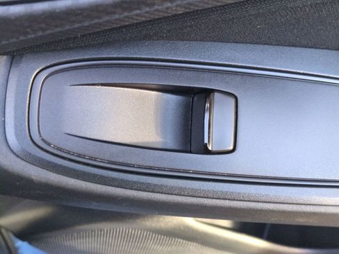 Used 2021 Subaru Crosstrek 2.0i image 27