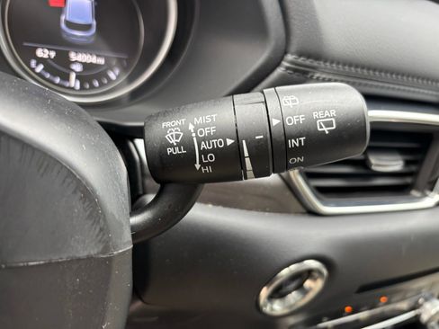 Used 2021 MAZDA CX-5 Touring image 21