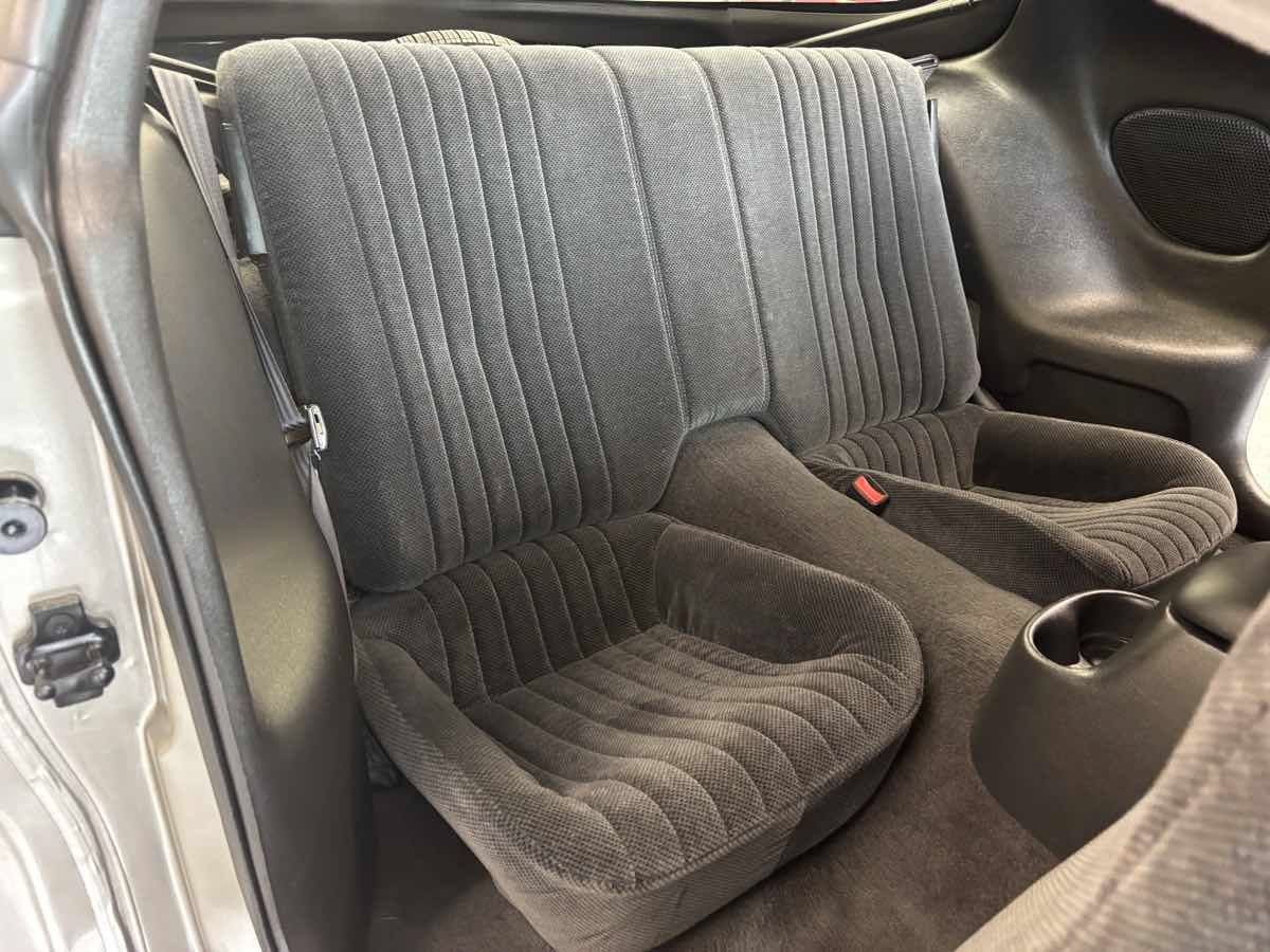 Used 2000 Pontiac Firebird Coupe RWD image 21
