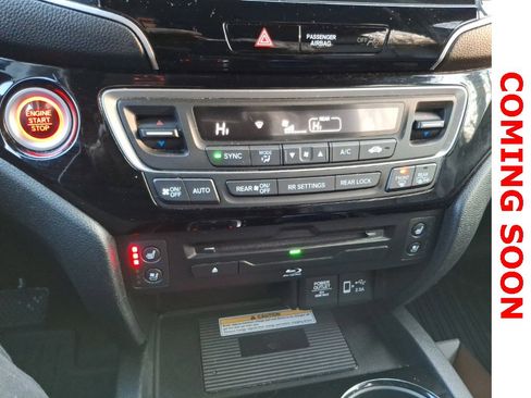 Used 2020 Honda Pilot Black Edition image 12