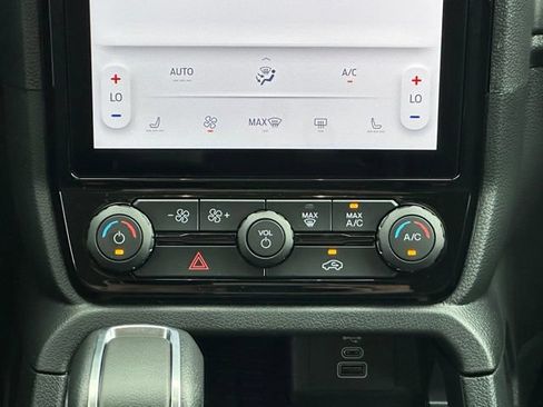 New 2026 Ford Ranger XLT w/ Equipment Group 301A High AWD/4WD image 17