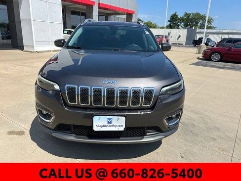 Used 2019 Jeep Cherokee Limited AWD/4WD image 3