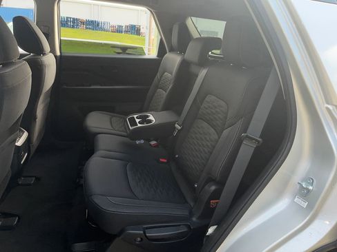 Used 2025 Nissan Pathfinder SV AWD/4WD image 24