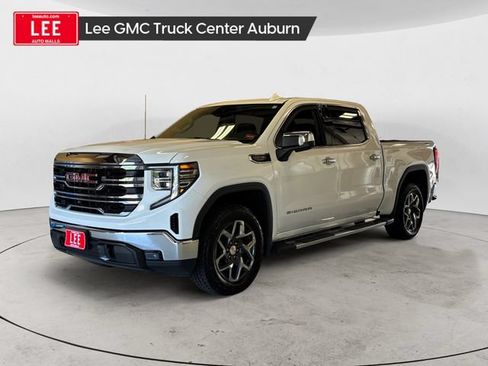 Used 2023 GMC Sierra 1500 SLT w/ SLT Premium Package AWD/4WD image 1