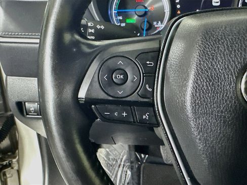 Used 2021 Toyota Venza Limited AWD/4WD image 16