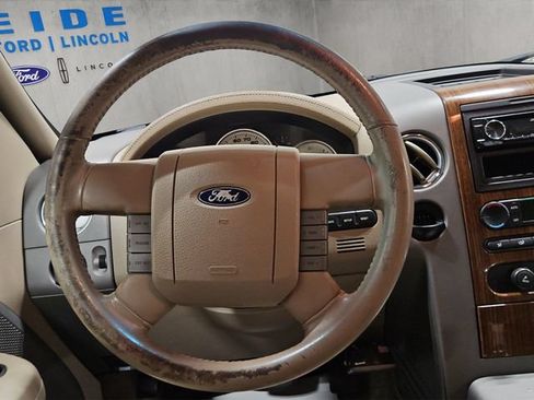 Used 2004 Ford F150 Lariat RWD image 13