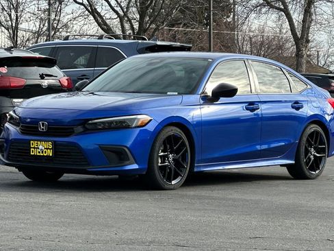 Used 2023 Honda Civic Sport image 8
