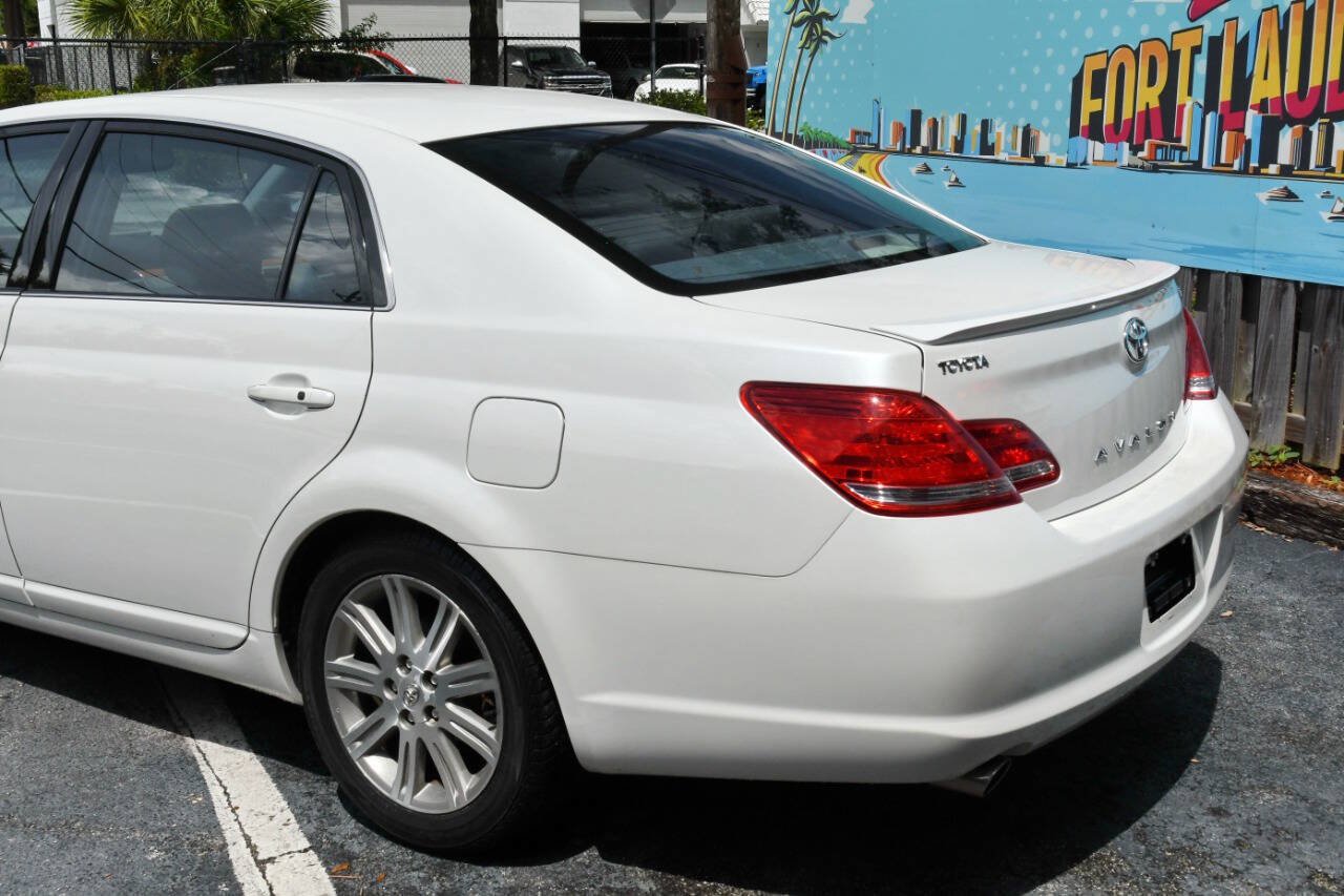 Used 2007 Toyota Avalon Touring FWD image 12