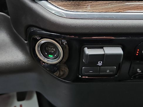 Used 2025 Chevrolet Silverado 2500 LT w/ Trail Boss Package image 21