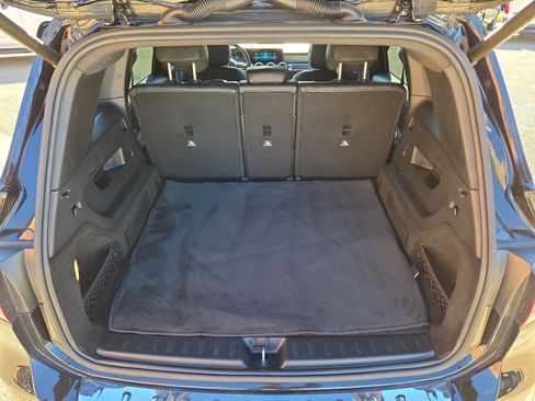 Used 2021 Mercedes-Benz GLB 250 w/ Premium Package image 12