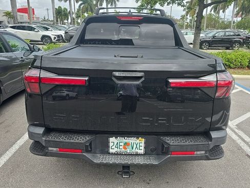 Used 2022 Hyundai Santa Cruz SEL w/ Activity Package image 5