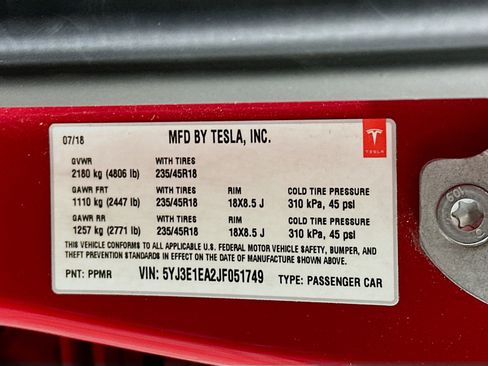 Used 2018 Tesla Model 3 Long Range RWD image 12