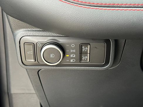 New 2025 Ford Explorer ST-Line w/ Premium Package image 33