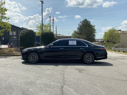Used 2023 Mercedes-Benz S 580 4MATIC Sedan w/ 3D Technology Package image 15