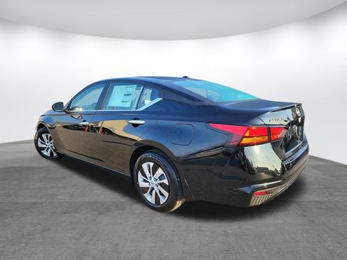 New 2025 Nissan Altima 2.5 S image 7
