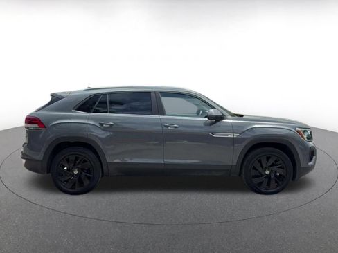 Used 2026 Volkswagen Atlas Cross Sport SE FWD image 14