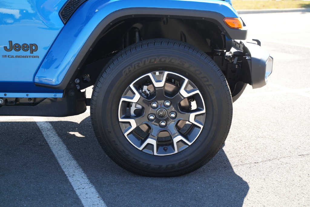 New 2026 Jeep Gladiator Sport AWD/4WD image 47
