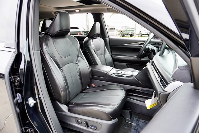 Used 2024 INFINITI QX60 Luxe FWD image 19