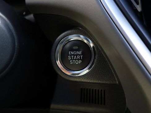 Used 2024 Subaru Crosstrek 2.0i Premium image 33