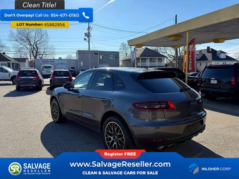 Used 2015 Porsche Macan S AWD/4WD image 4