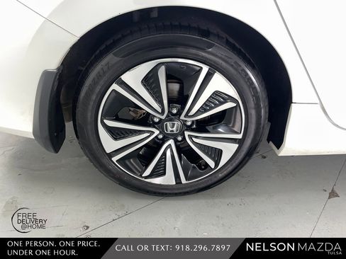 Used 2016 Honda Civic EX-T image 11