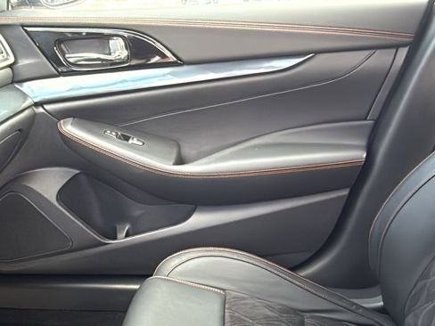 Certified 2021 Nissan Maxima SR w/ Sport Mat Group image 19