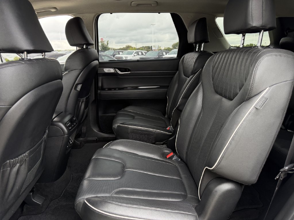 Used 2023 Hyundai Palisade Limited FWD image 26