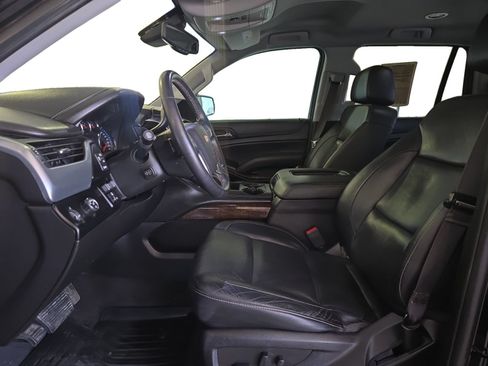 Used 2019 Chevrolet Tahoe LT w/ Texas Edition Package RWD image 14