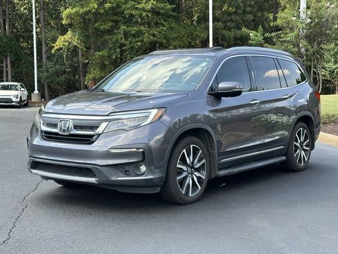 Used 2021 Honda Pilot Touring image 5