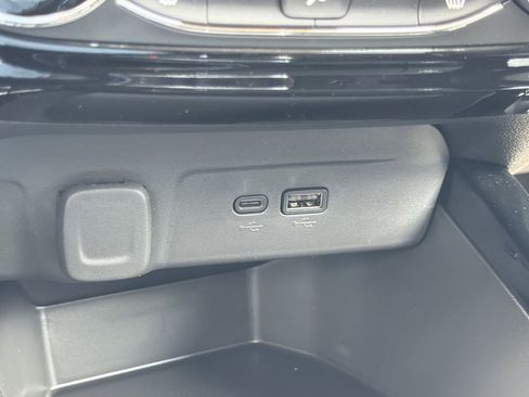 New 2026 Chevrolet Trax LT w/ Driver Confidence Package image 7