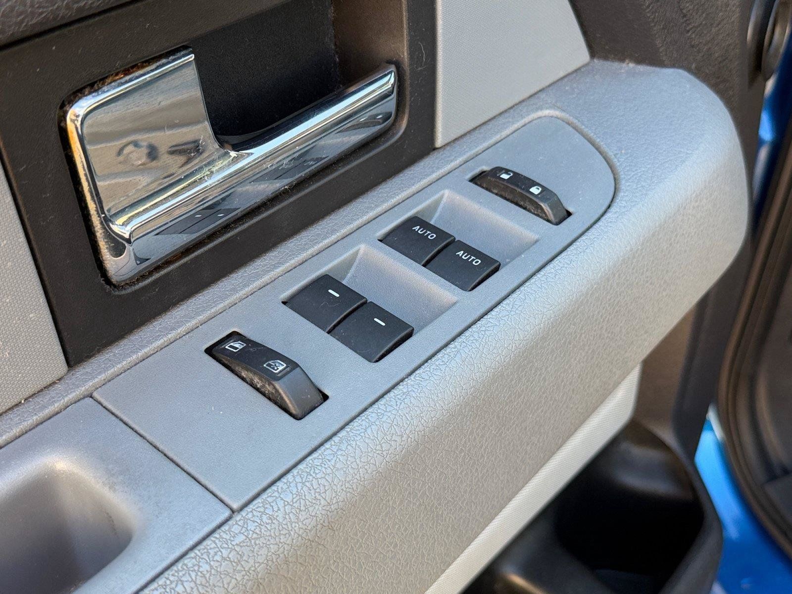Used 2012 Ford F150 4x4 SuperCrew image 17
