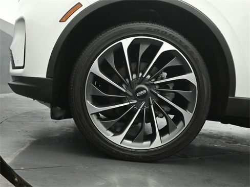 Certified 2025 Lincoln Aviator Reserve w/ Equipment Group 201A image 37